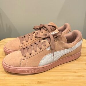 Puma suede casual shoe